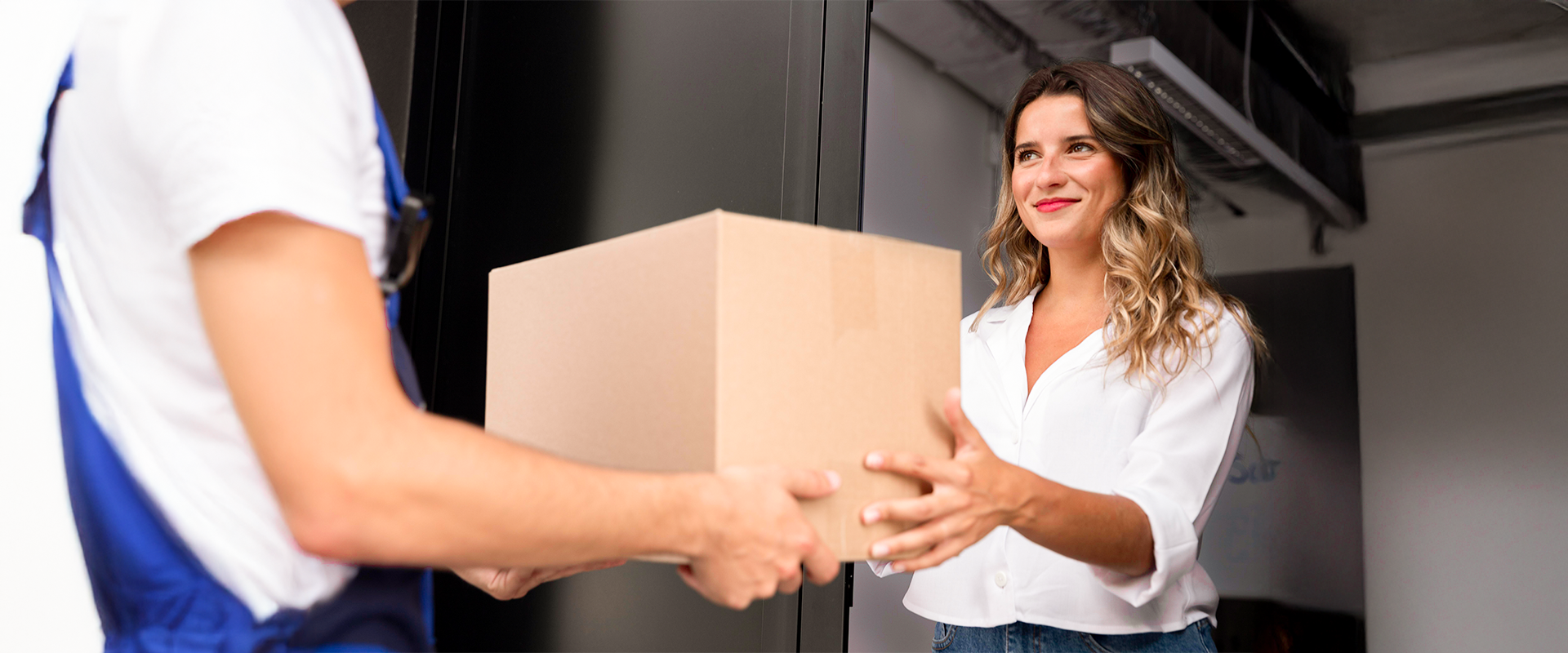 Embalagens sustentáveis são essenciais para negócios preocupados com o planeta e com os consumidores, cada vez mais exigentes. 